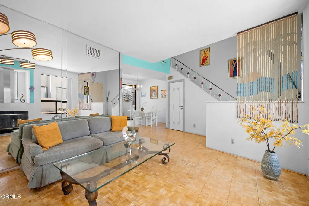 1340 Glenwood Road 17, Glendale, CA — listing photo 1