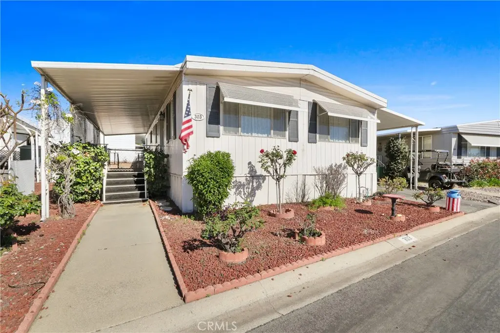 Manufactured In Park for sale at 4095 Fruit 303, La Verne, CA featuring 2 beds and 2 baths