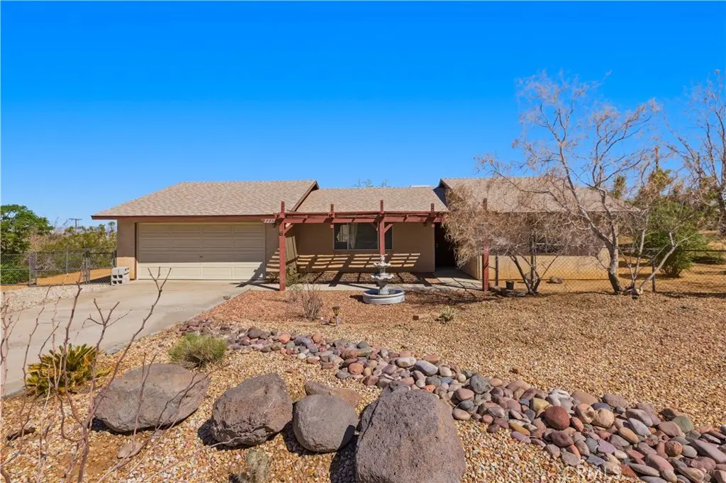 7273 Sunny Vista, Joshua Tree, CA — listing photo 1