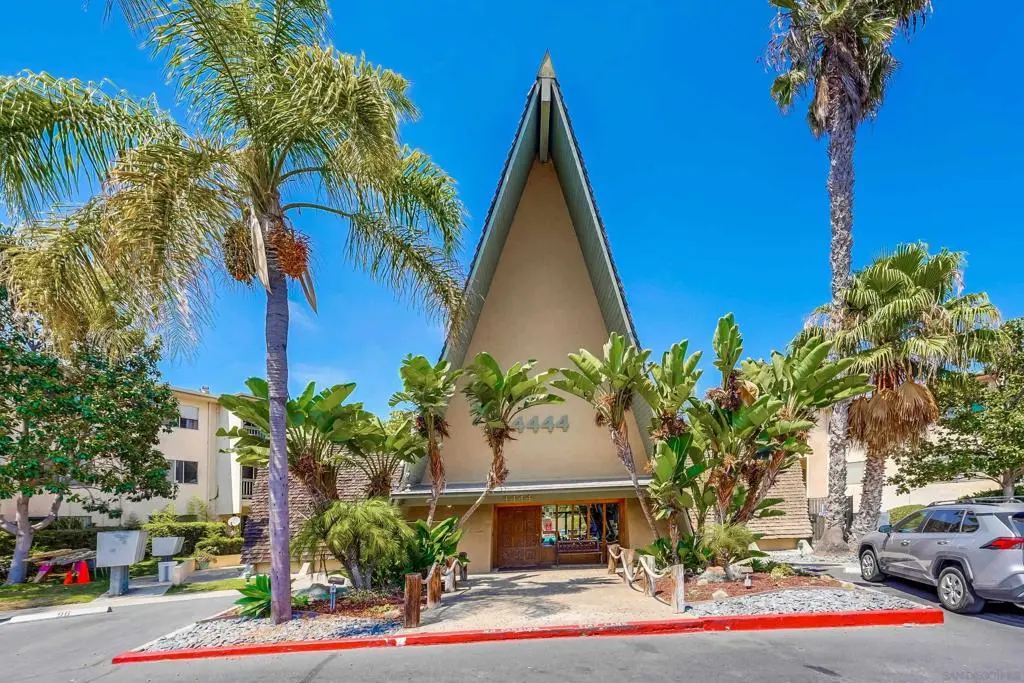 Condominium for sale at 4444 W Point Loma 41, San Diego, CA featuring 1 bed and 1 bath