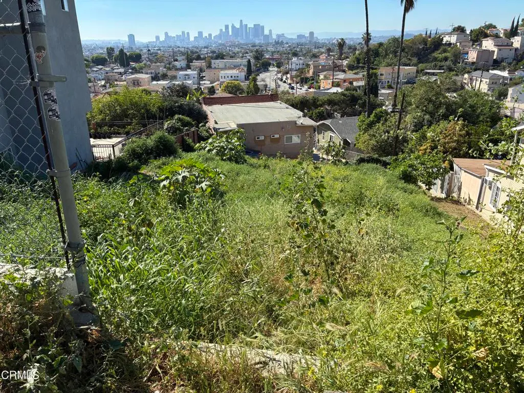 1031 N Rowan Avenue, Los Angeles, CA — listing photo 1