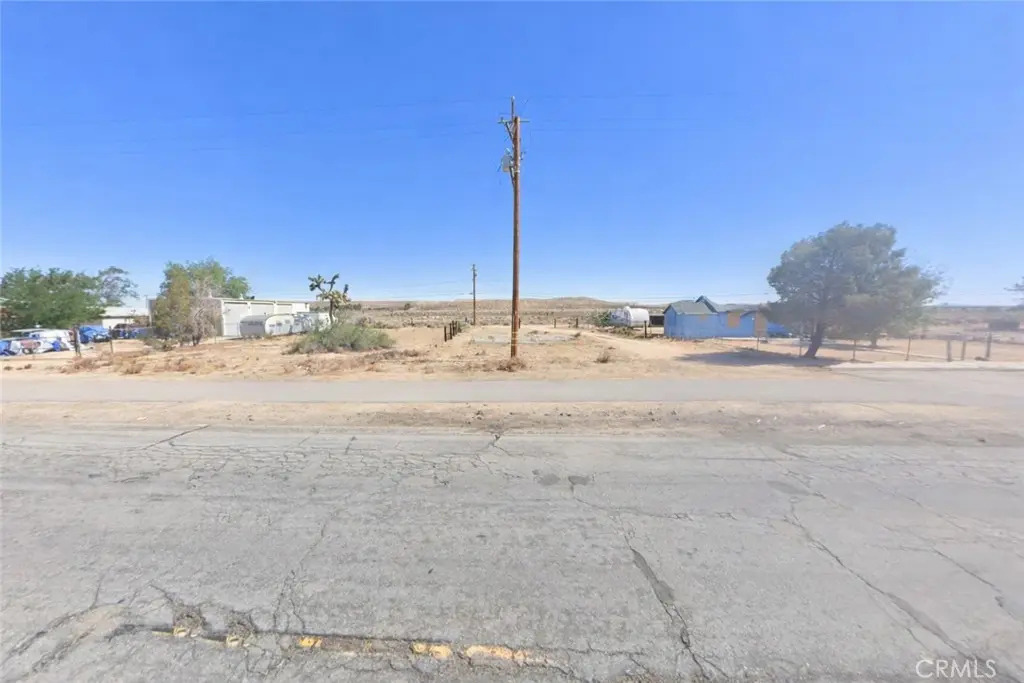 26081 20 Mule Team, Boron, CA — listing photo 1