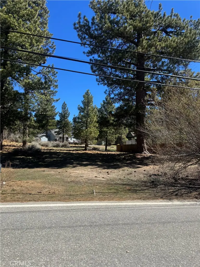 351 Edgemoor, Big Bear Lake, CA — listing photo 1