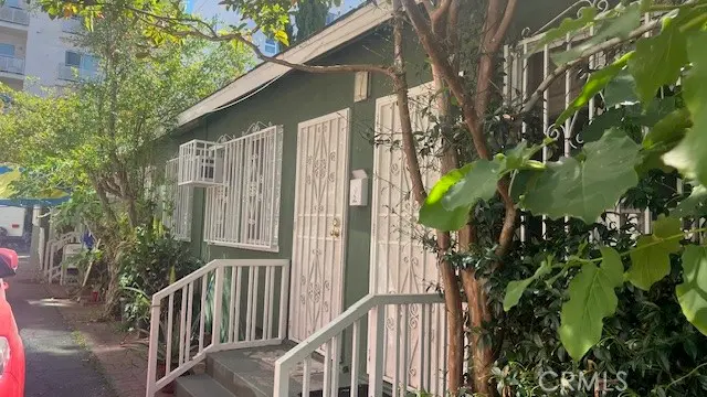 Quadruplex for sale at 1028 S Kenmore, Los Angeles, CA