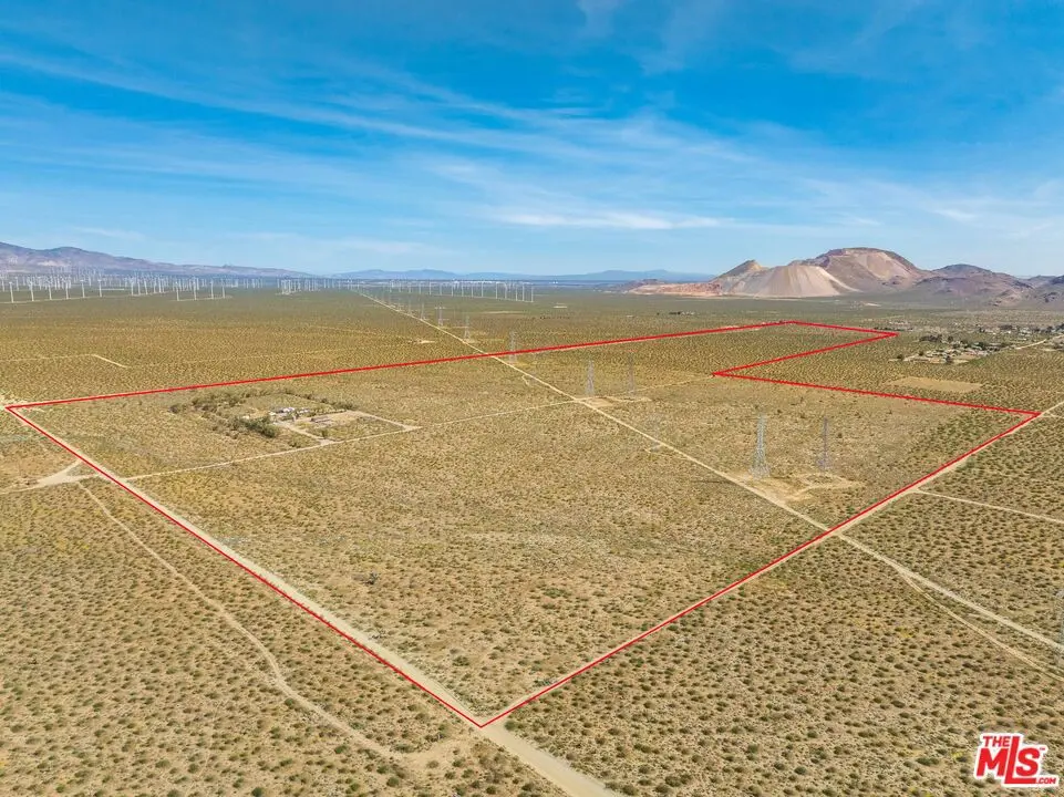 9750 W 70th Street, Mojave, CA — listing photo 1