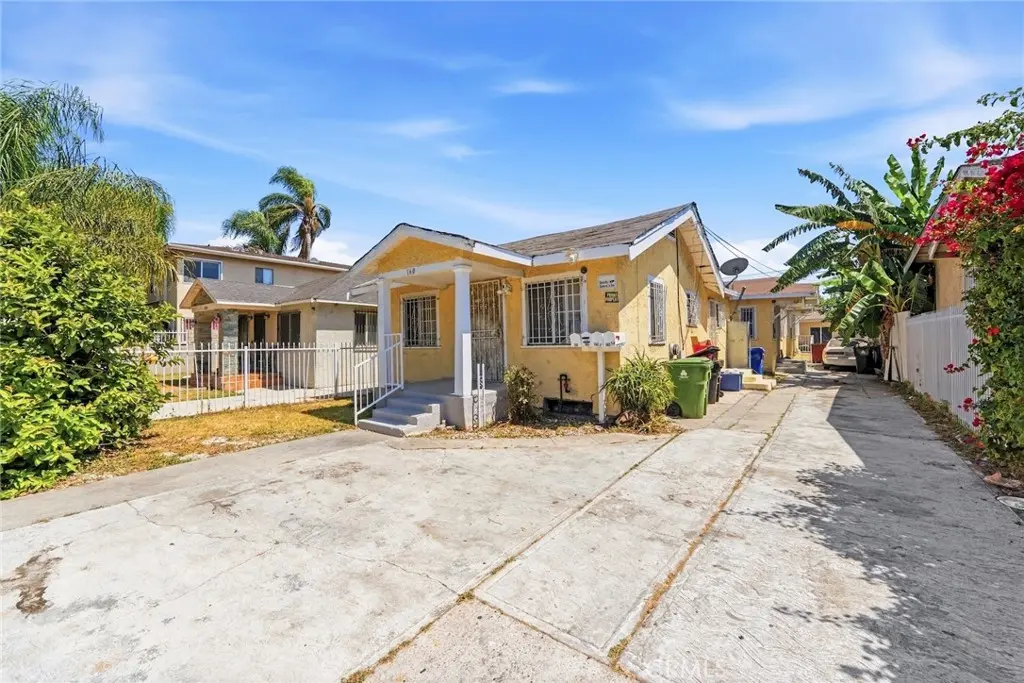 Quadruplex for sale at 160 W 89th, Los Angeles, CA