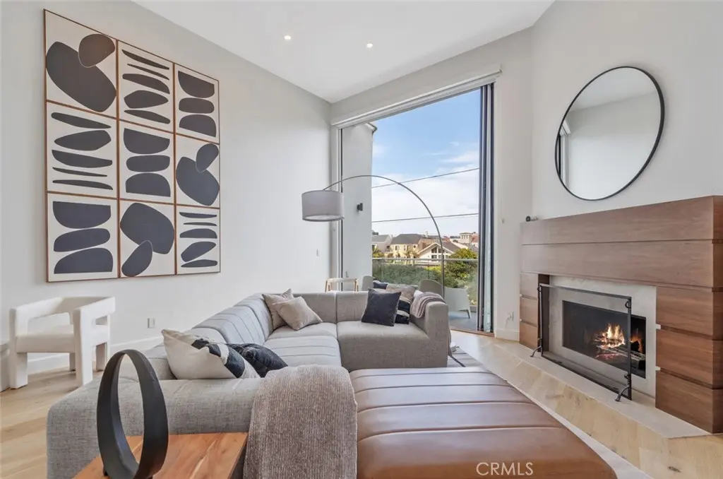 30 Reef 3, Marina Del Rey, CA — listing photo 1