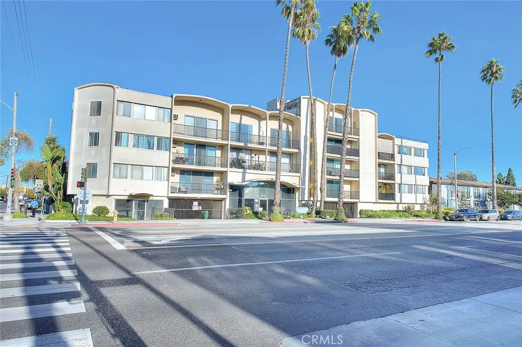 Condominium for sale at 1770 Ximeno Avenue 314, Long Beach, CA featuring 1 bed and 1 bath