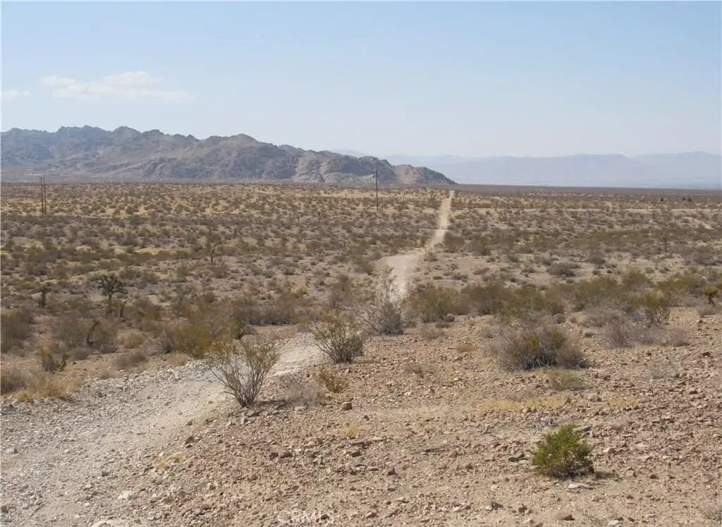 0 0463-111-11-0000 Leaping Lizard Lane, Apple Valley, CA — listing photo 1
