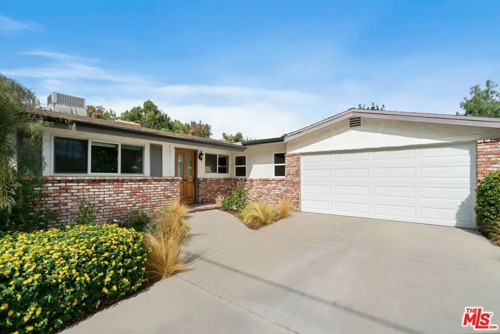5211 Allott Avenue, Sherman Oaks, CA — listing photo 1
