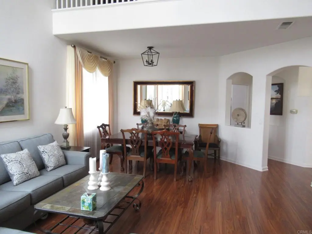 Single Family Residence for rent at 6033 Patmos Way, Oceanside, CA featuring 2 beds and 3 baths