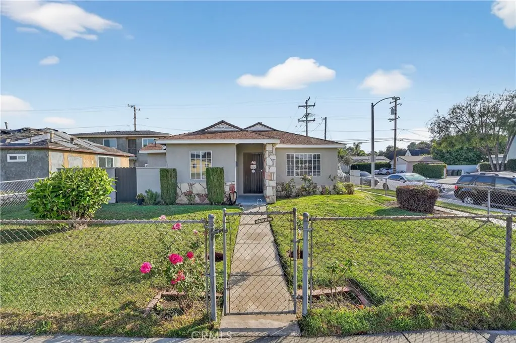 4049 Martin Luther King Jr, Lynwood, CA — listing photo 1