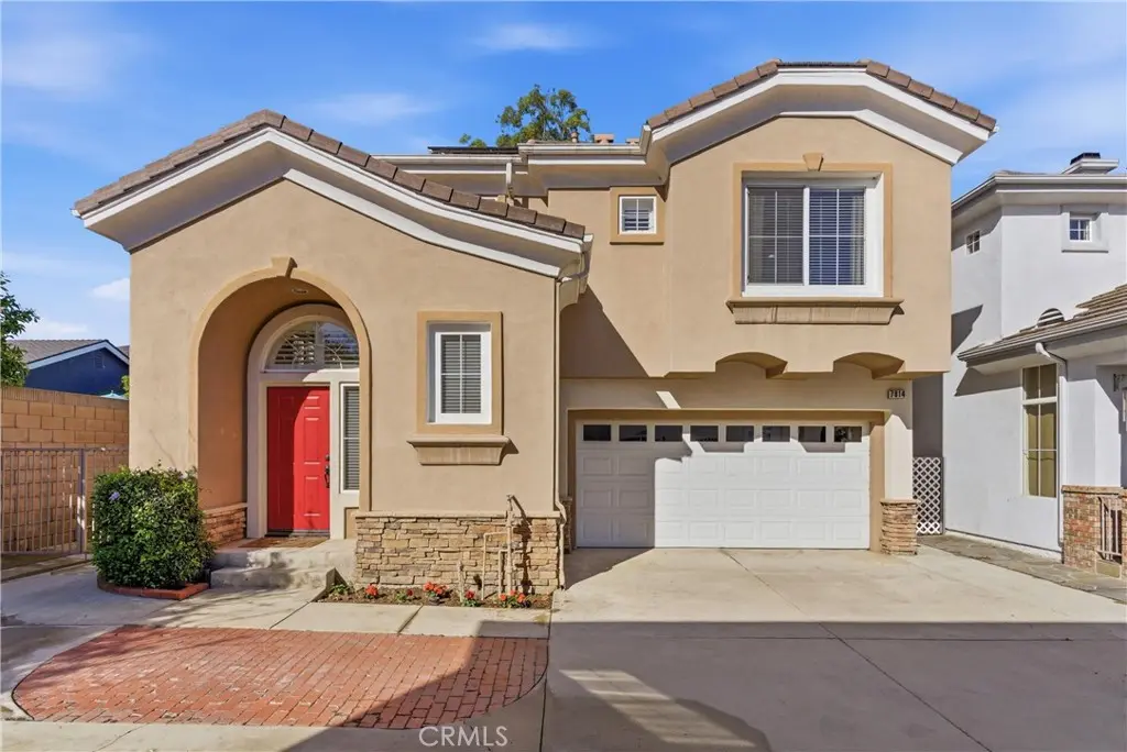 Single Family Residence for sale at 7814 Orchid, Huntington Beach, CA featuring 4 beds and 3 baths