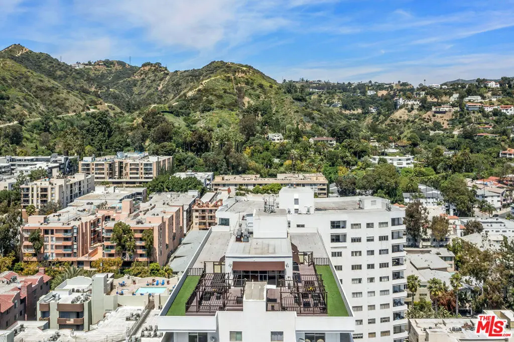 7250 Franklin Avenue 503, Los Angeles, CA — listing photo 1