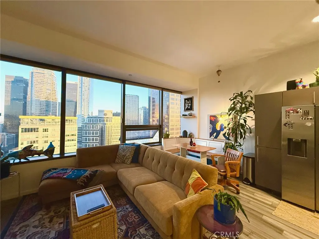 Condominium for sale at 1100 Wilshire Blvd 2010, Los Angeles, CA featuring 1 bed and 1 bath