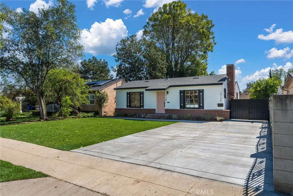 14138 Archwood, Van Nuys, CA — listing photo 1