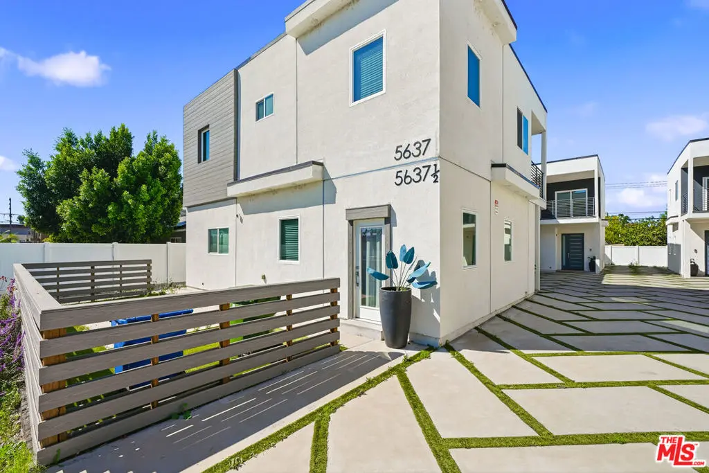 5637 Riverton Avenue, North Hollywood, CA — listing photo 1