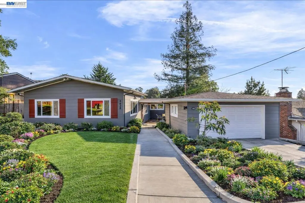 Single Family Residence for sale at 4628 Fieldbrook Rd, Oakland, CA featuring 4 beds and 3 baths