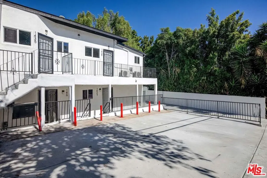 Residential Lease for rent at 146 Witmer Street, Los Angeles, Los Angeles County, CA featuring 2 beds and 1 bath