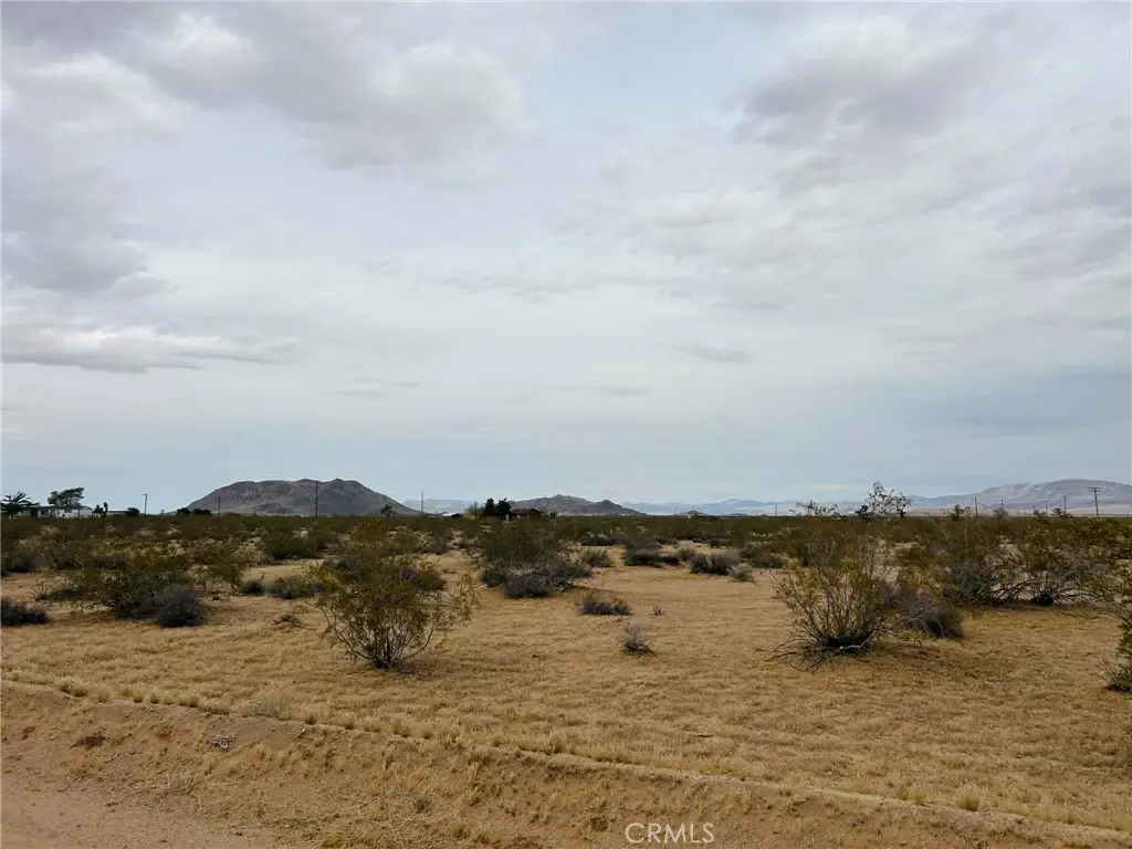0 No address, Landers, CA — listing photo 1