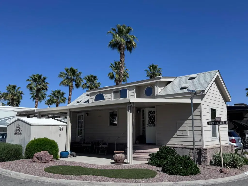 Manufactured In Park for sale at 81620 Avenue 49 276b, Indio, CA featuring 1 bed and 1 bath