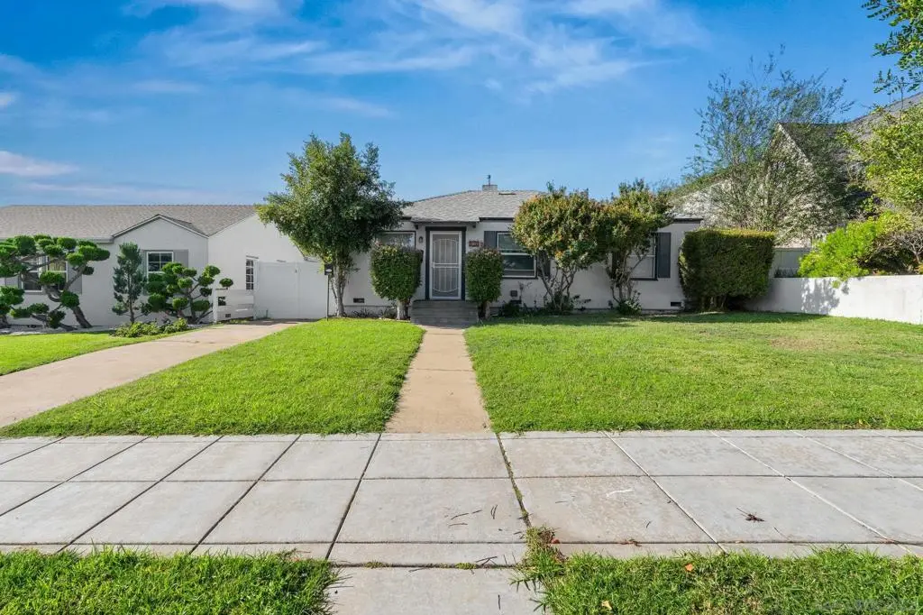 Residential Income for sale at 326 28 H Ave, Coronado, CA