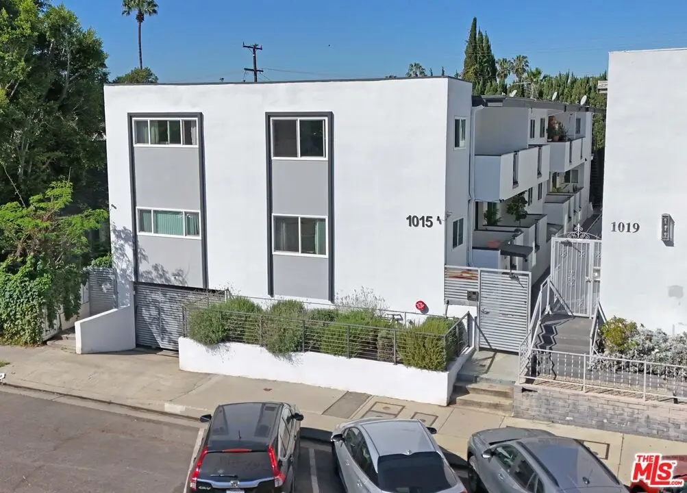 1015 N Vista Street, West Hollywood, CA — listing photo 1