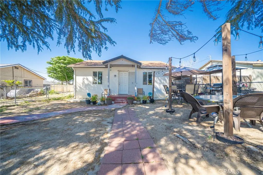 541 N Hargrave St, Banning, CA — listing photo 1