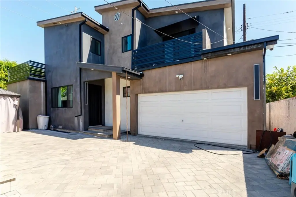 8252 Morse Avenue, North Hollywood, CA — listing photo 1