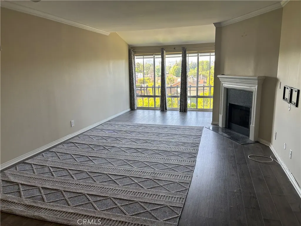 12830 Burbank Boulevard 305, Valley Village, CA — listing photo 1