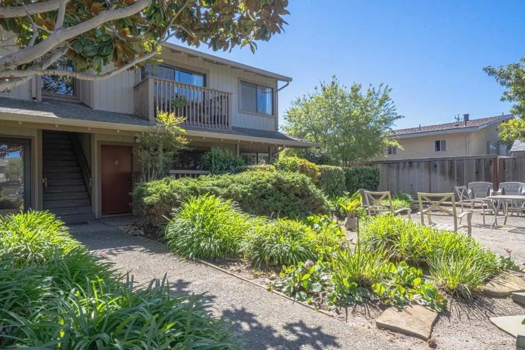 515 Ramona Court 1, Monterey, CA — listing photo 1