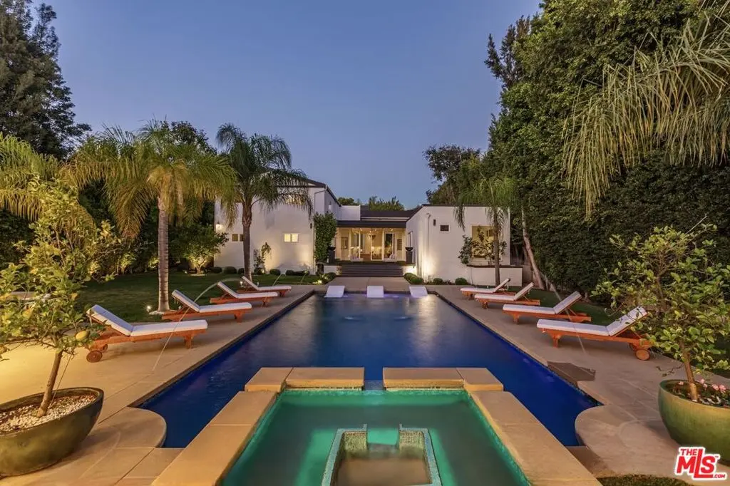 Residential Lease for rent at 703 N Maple Drive, Beverly Hills, Los Angeles County, CA featuring 7 beds and 9 baths
