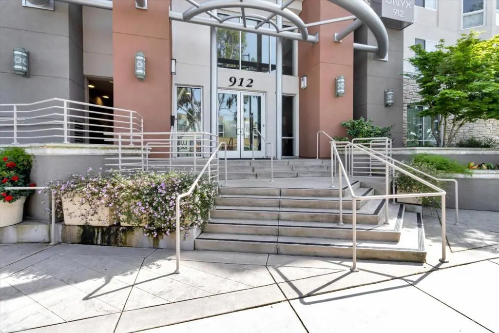 Condominium for sale at 912 Campisi Way 311, Campbell, CA featuring 2 beds and 2 baths