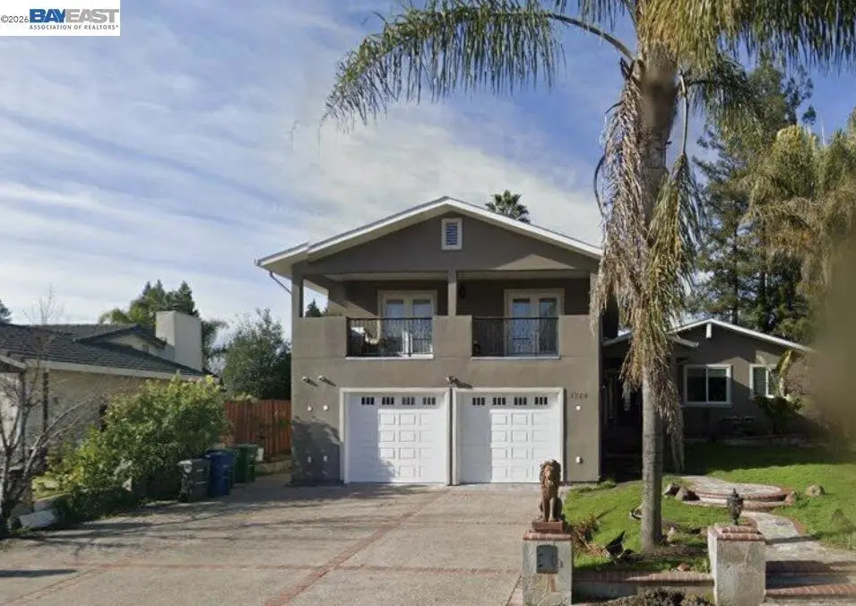 Single Family Residence for sale at 3784 Norris Canyon Rd, San Ramon, CA featuring 6 beds and 5 baths