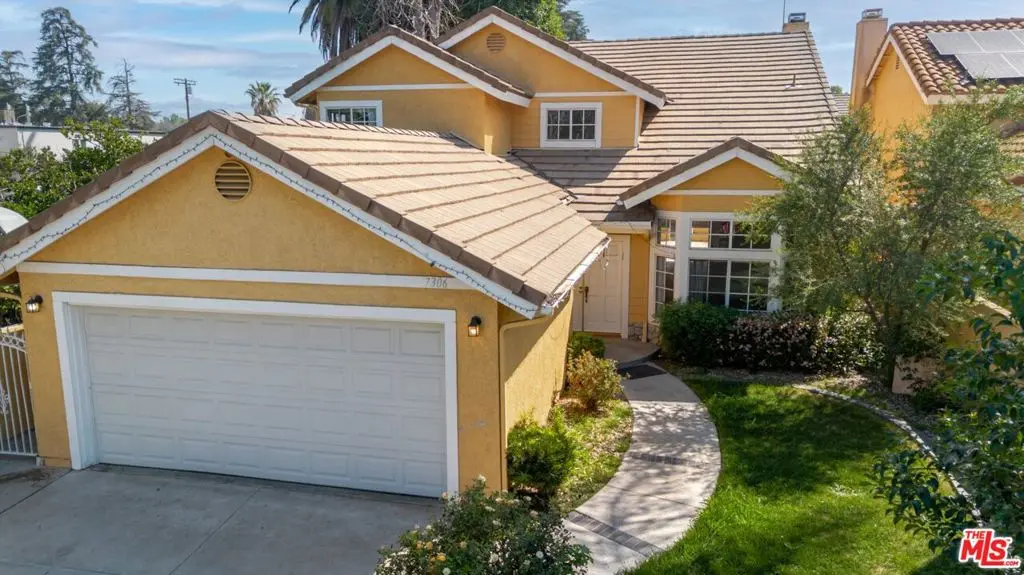 7306 Newcastle Avenue, Reseda, CA — listing photo 1