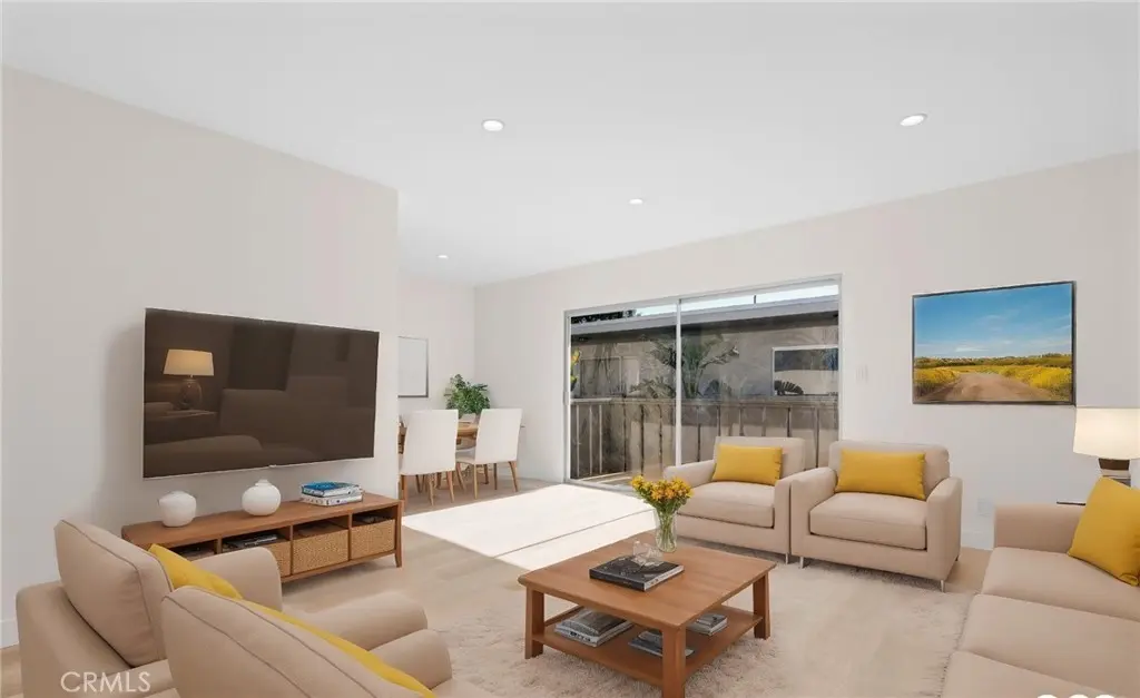 7961 Willis Avenue 17, Panorama City, CA — listing photo 1
