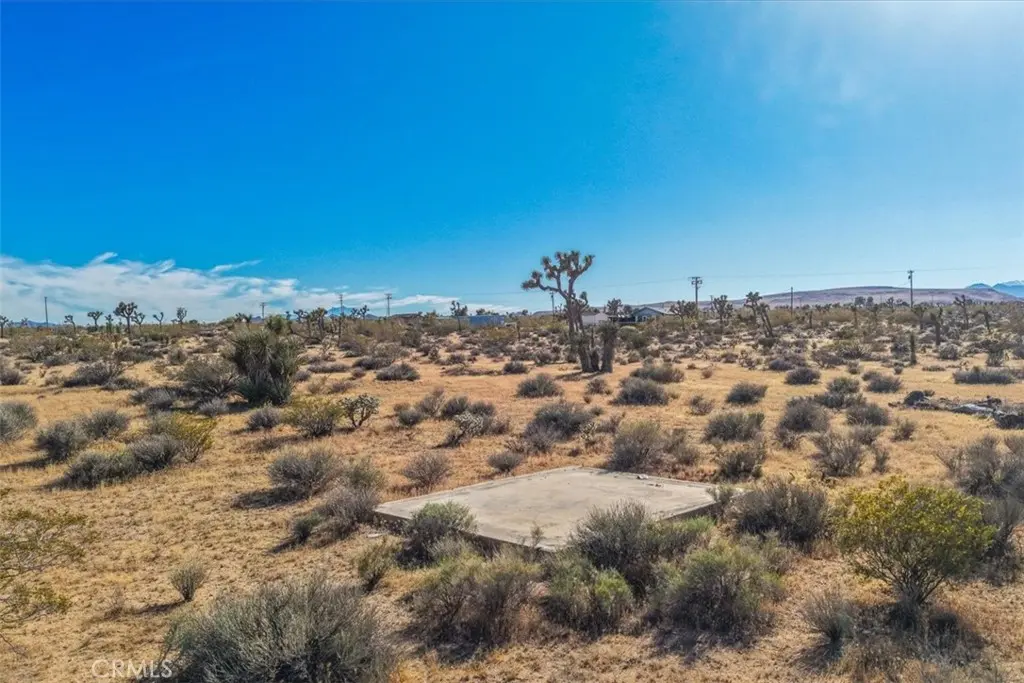 3161 Warren Vista Avenue, Yucca Valley, CA — listing photo 1