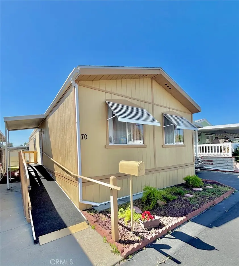 10745 Victoria Avenue 70, Whittier, CA — listing photo 1
