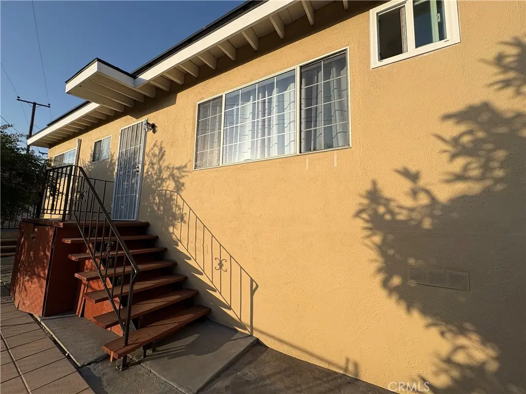 2005 Redding, Rosemead, CA — listing photo 1