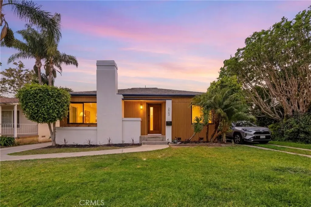 Single Family Residence for sale at 2563 S Bentley, Los Angeles, CA featuring 3 beds and 4 baths