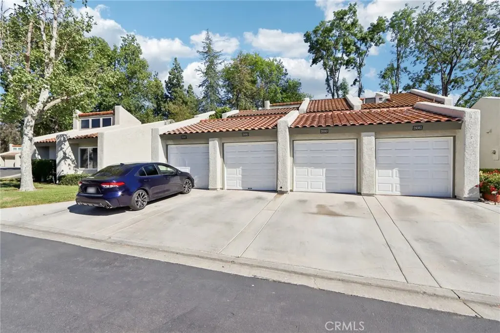 Townhouse for sale at 29365 Calle Gaviota, Murrieta, CA featuring 3 beds and 3 baths