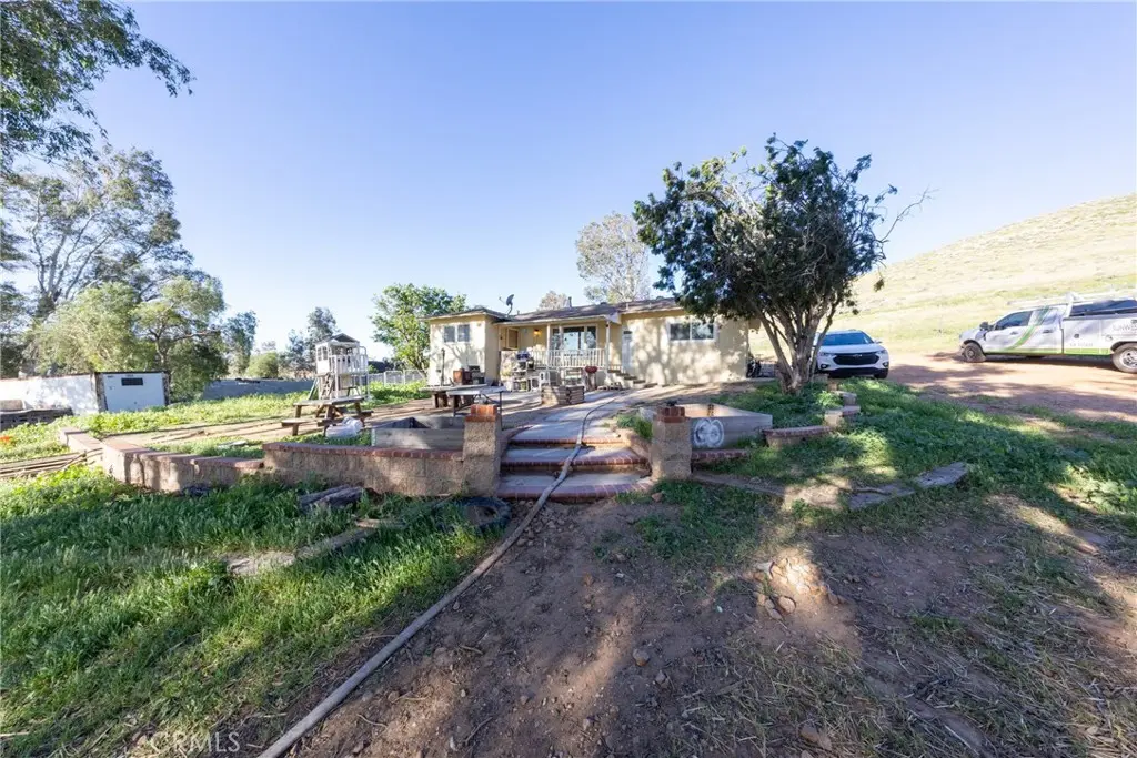 Single Family Residence for sale at 3490 Lindsay, Jurupa Valley, CA featuring 2 beds and 1 bath