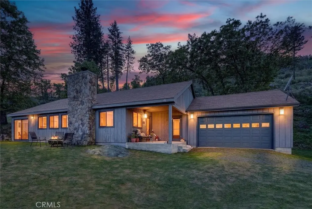Single Family Residence for sale at 5851 Mount Bullion Ridge, Mariposa, CA featuring 3 beds and 2 baths