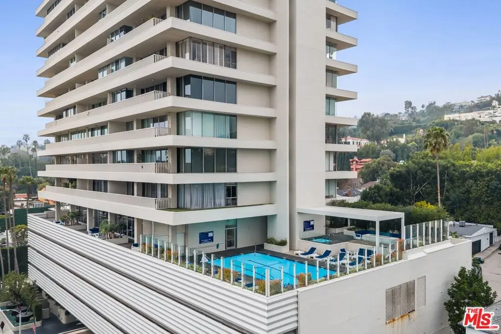 9255 Doheny Road 703, West Hollywood, CA — listing photo 1