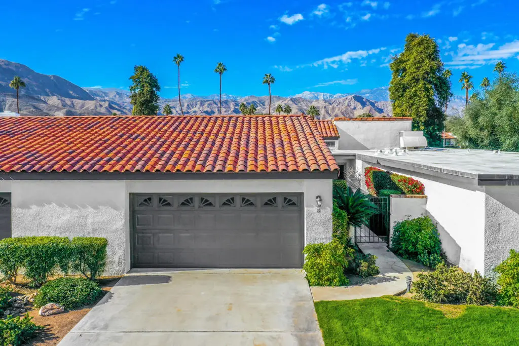 Condominium for rent at 11 Ronda Drive, Rancho Mirage, CA featuring 3 beds and 2 baths