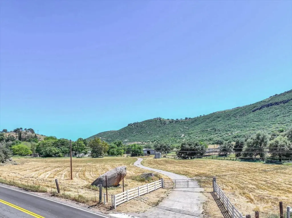 24665 E Old Julian Hwy, Ramona, CA — listing photo 1