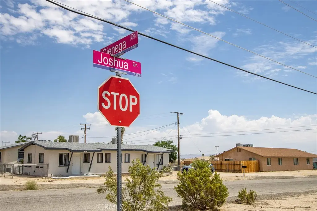 6400 Cienega Drive, 29 Palms, CA — listing photo 1