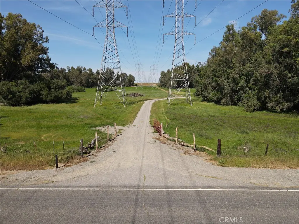 11 CORNING, Corning, CA — listing photo 1