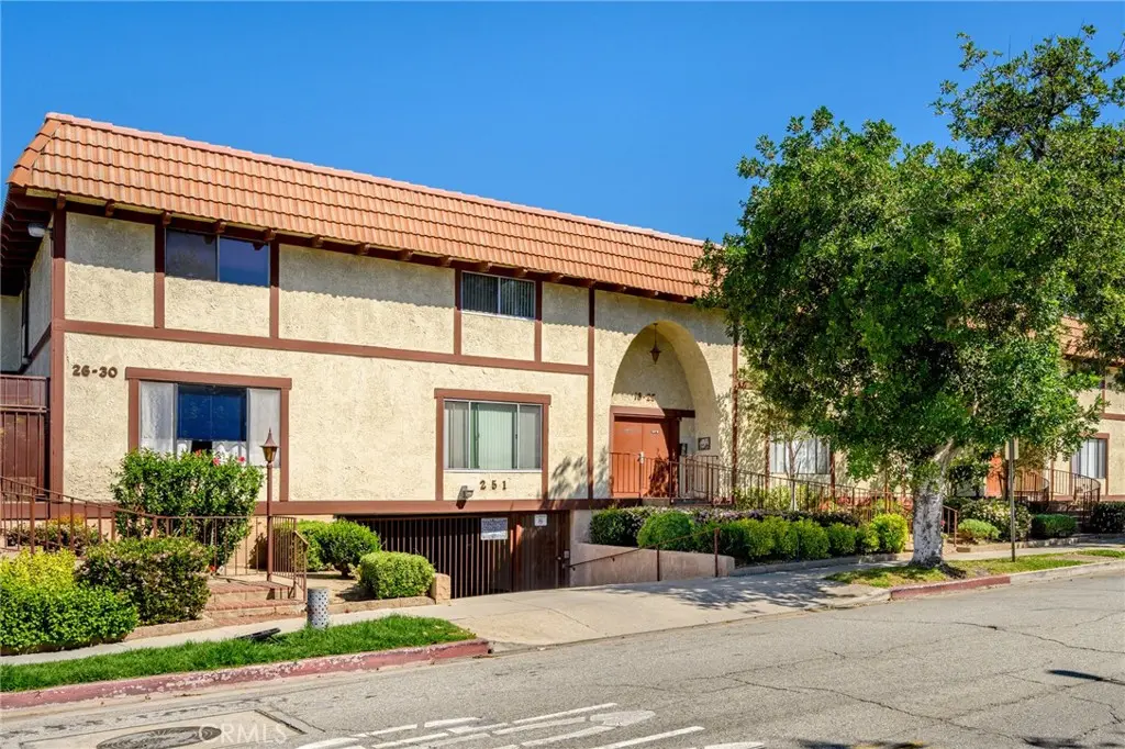251 W Dryden Street 16, Glendale, CA — listing photo 1