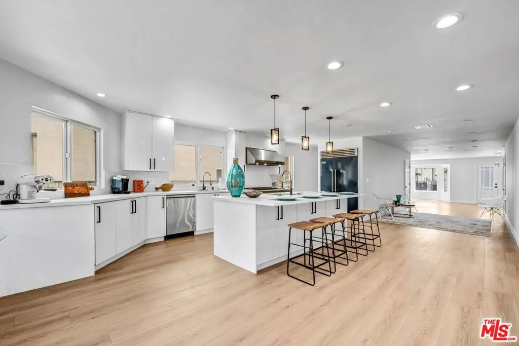 15147 Otsego Street, Sherman Oaks, CA — listing photo 1